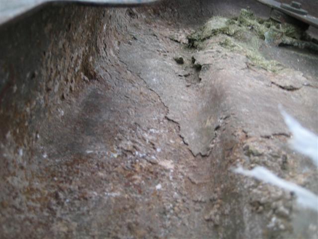Mulch-mowing vs. side discharge IMG_3716 (Small).JPG